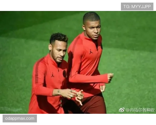 姆巴佩与内马尔关系生变：场内外互动减少与战术核心之争解析